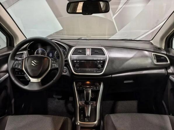 Suzuki SX4 II (S-Cross) с пробегом 2014 года, цена 1 165 000 рублей, 184000 км, хэтчбек, Автокод Объявления