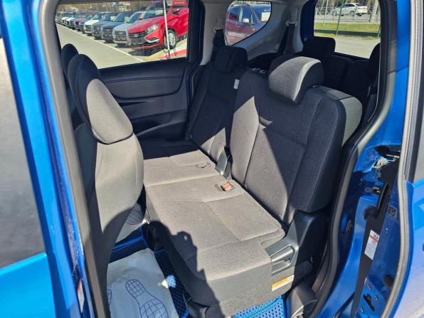 Toyota Sienta II с пробегом 2017 года, цена 1 449 000 рублей, 84924 км, минивэн, Автокод Объявления