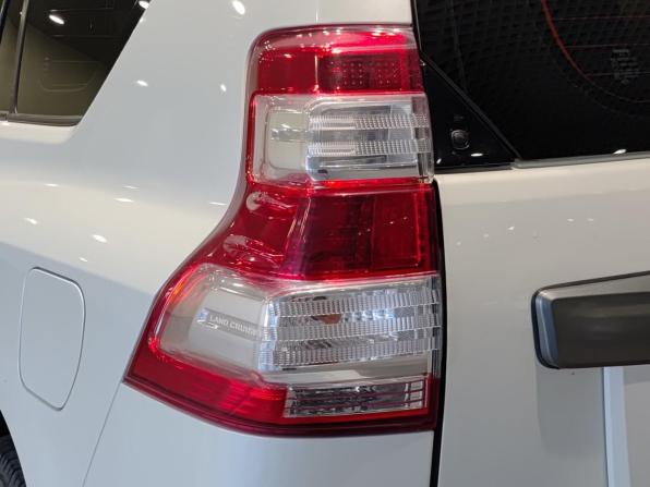 Toyota Land Cruiser Prado 150 Series Рестайлинг 1 с пробегом 2015 года, цена 3 465 000 рублей, 223531 км, внедорожник, Автокод Объявления