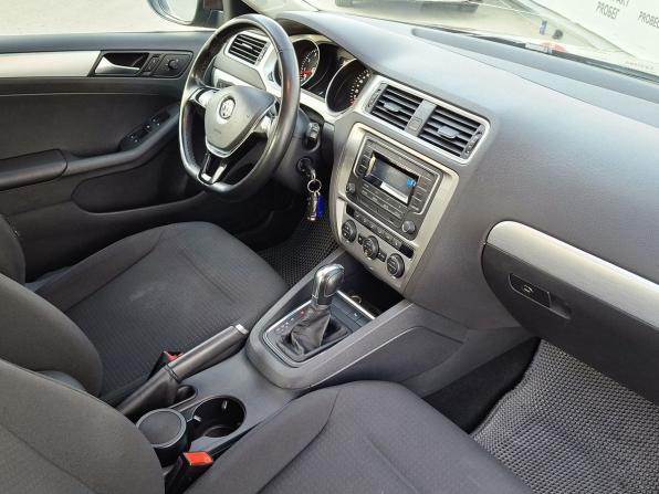 Volkswagen Jetta VI Рестайлинг с пробегом 2018 года, цена 1 375 000 рублей, 166700 км, седан, Автокод Объявления