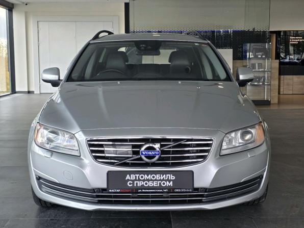 Volvo V70 III Рестайлинг с пробегом 2013 года, цена 1 000 000 рублей, 145115 км, универсал, Автокод Объявления