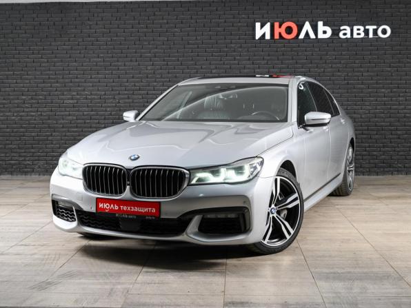 BMW 7 серии VI (G11/G12)
