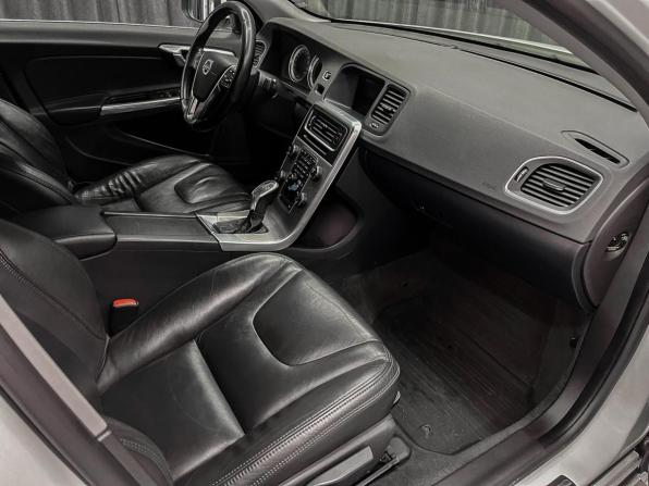 Volvo S60 II с пробегом 2012 года, цена 920 000 рублей, 180903 км, седан, Автокод Объявления