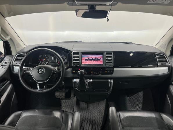 Volkswagen Multivan T6 с пробегом 2015 года, цена 3 140 000 рублей, 269384 км, минивэн, Автокод Объявления