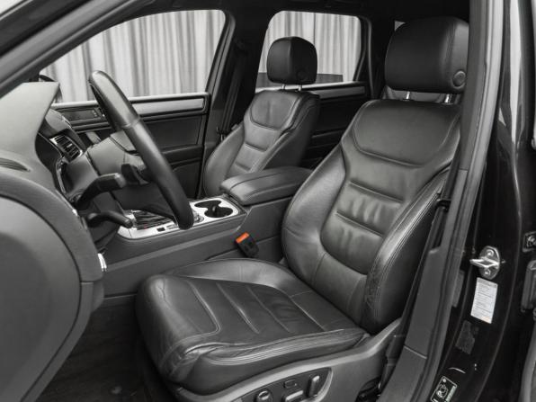 Volkswagen Touareg II с пробегом 2010 года, цена 1 650 000 рублей, 353767 км, внедорожник, Автокод Объявления