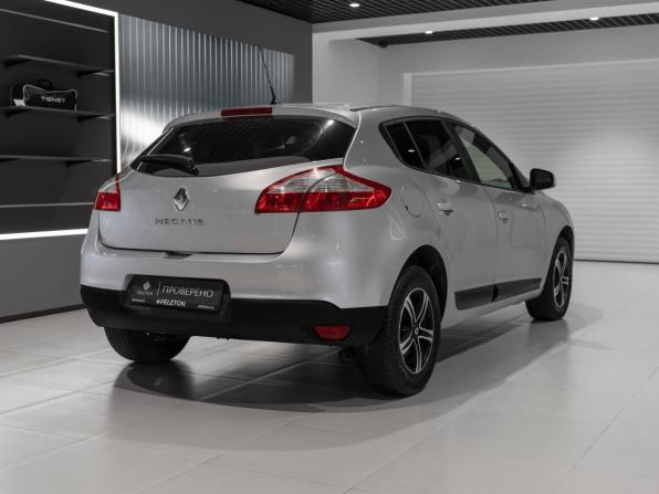 Renault Megane III Рестайлинг с пробегом 2012 года, цена 580 000 рублей, 192762 км, хэтчбек, Автокод Объявления