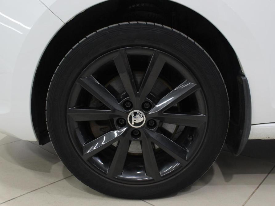 Skoda Rapid I Рестайлинг Курск  - изображение 10