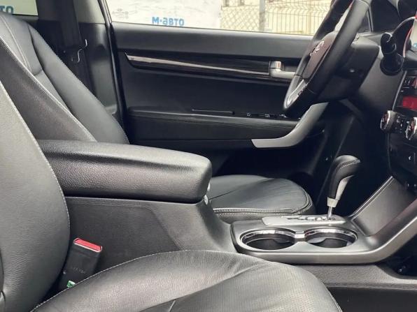 Kia Sorento II с пробегом 2011 года, цена 1 270 000 рублей, 270550 км, внедорожник, Автокод Объявления