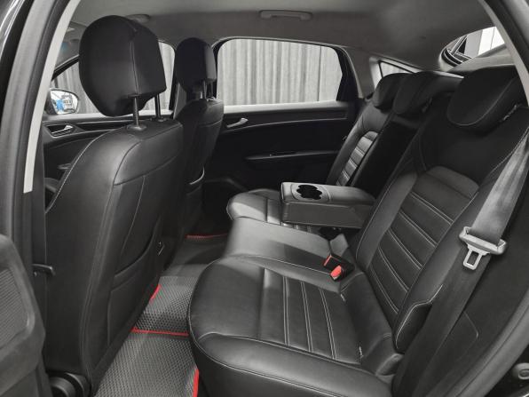 Renault Arkana I с пробегом 2019 года, цена 1 599 000 рублей, 123347 км, внедорожник, Автокод Объявления