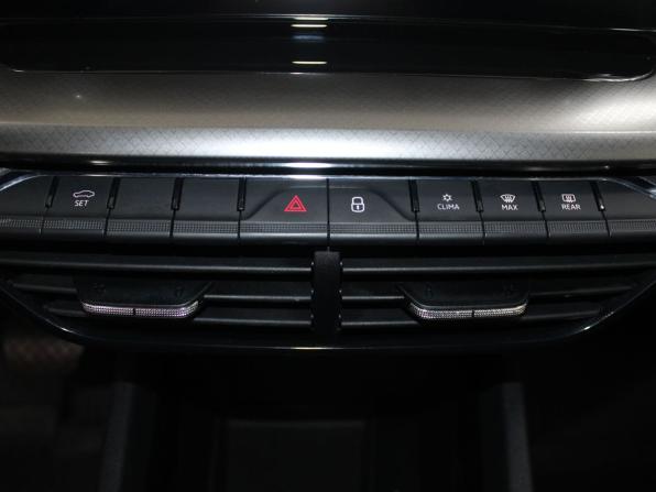 Skoda Octavia IV (A8) с пробегом 2021 года, цена 2 589 900 рублей, 79685 км, лифтбек, Автокод Объявления