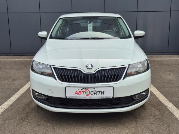 Skoda Rapid I Рестайлинг с пробегом 2019 года, цена 1 320 000 рублей, 95000 км, лифтбек, Автокод Объявления
