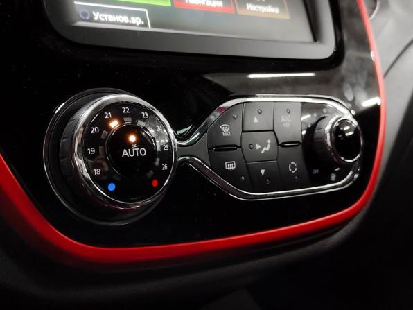 Renault Kaptur I с пробегом 2019 года, цена 1 379 000 рублей, 71774 км, внедорожник, Автокод Объявления