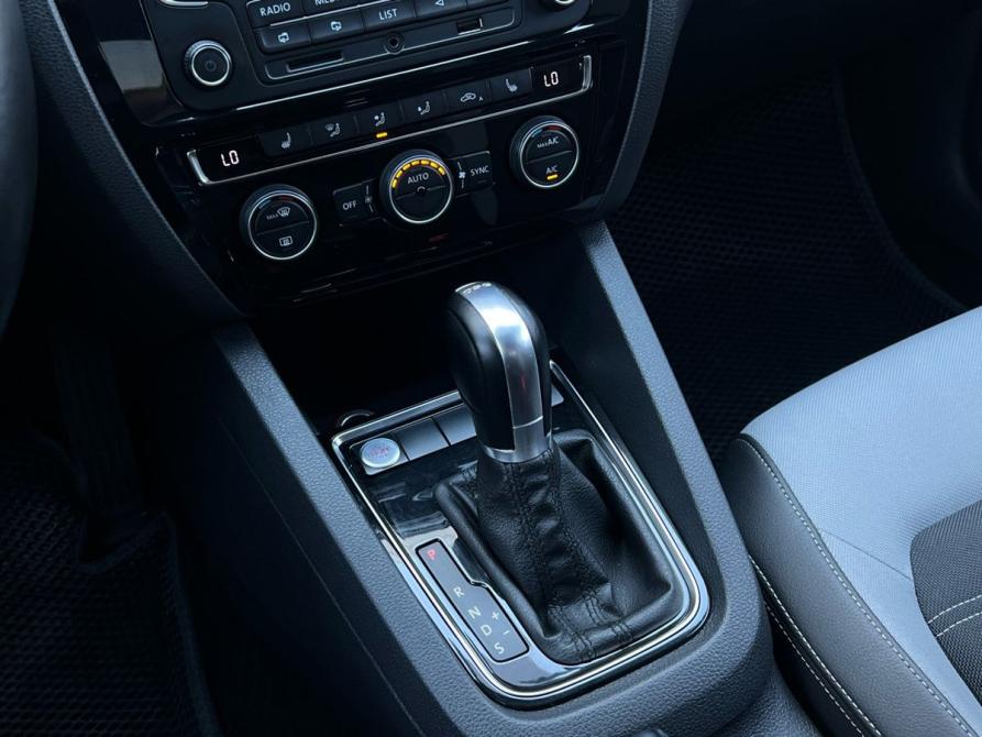 Volkswagen Jetta VI Рестайлинг Волгоград  - изображение 10