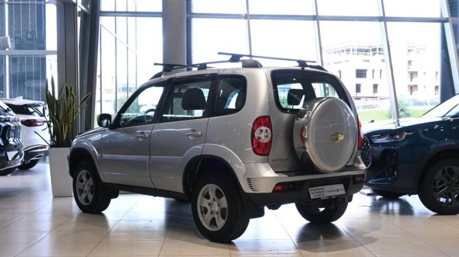 Chevrolet Niva I Рестайлинг с пробегом 2013 года, цена 425 000 рублей, 121761 км, внедорожник, Автокод Объявления