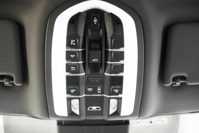 Porsche Macan I Рестайлинг с пробегом 2020 года, цена 5 150 000 рублей, 80000 км, внедорожник, Автокод Объявления