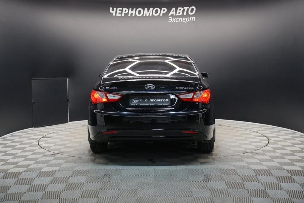 Hyundai Sonata VI (YF) Крым  - изображение 4