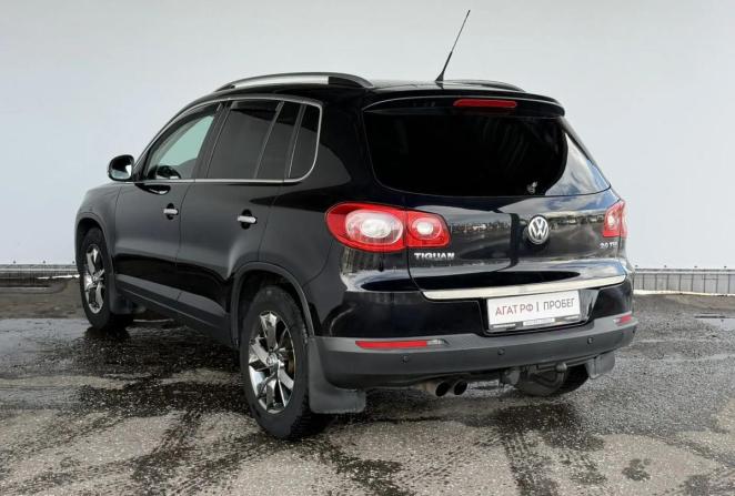 Volkswagen Tiguan I с пробегом 2010 года, цена 1 045 000 рублей, 196175 км, внедорожник, Автокод Объявления