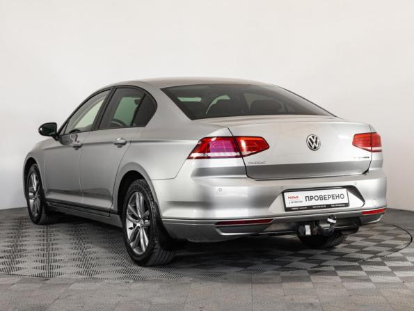 Volkswagen Passat B8 с пробегом 2016 года, цена 1 599 000 рублей, 173105 км, седан, Автокод Объявления
