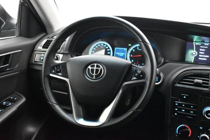 Brilliance V5 I Рестайлинг с пробегом 2017 года, цена 835 000 рублей, 96565 км, внедорожник, Автокод Объявления