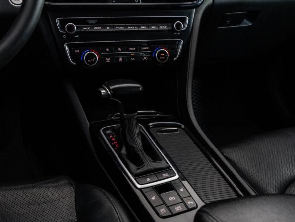 Kia Optima IV Рестайлинг с пробегом 2019 года, цена 1 225 000 рублей, 343032 км, седан, Автокод Объявления