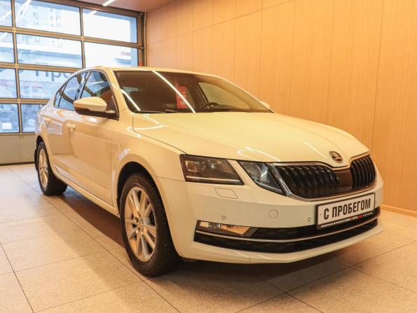 Skoda Octavia III (A7) Рестайлинг с пробегом 2017 года, цена 1 490 000 рублей, 203892 км, лифтбек, Автокод Объявления