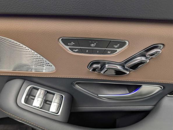 Mercedes-Benz Maybach S-Класс I (X222) Рестайлинг с пробегом 2019 года, цена 7 499 000 рублей, 68253 км, седан, Автокод Объявления