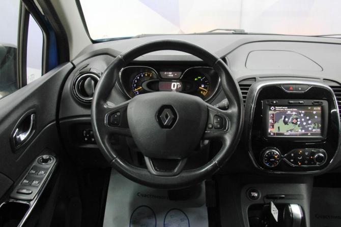 Renault Kaptur I с пробегом 2016 года, цена 999 000 рублей, 211178 км, внедорожник, Автокод Объявления