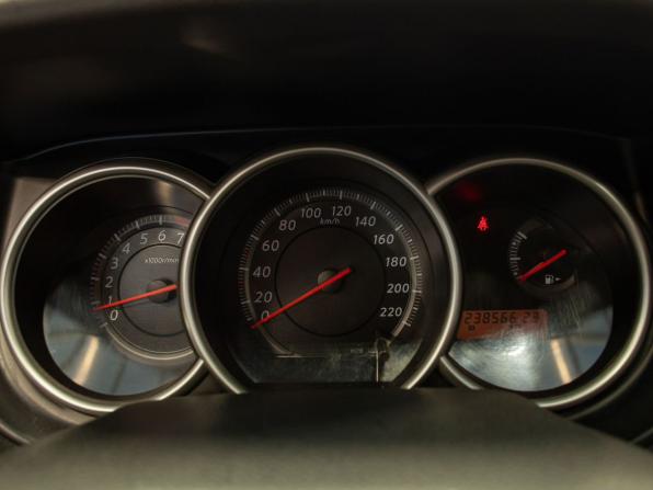 Nissan Tiida I Рестайлинг с пробегом 2012 года, цена 750 000 рублей, 238566 км, хэтчбек, Автокод Объявления