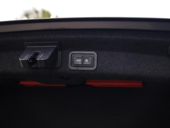Audi A6 V (C8) с пробегом 2019 года, цена 4 199 777 рублей, 47817 км, седан, Автокод Объявления