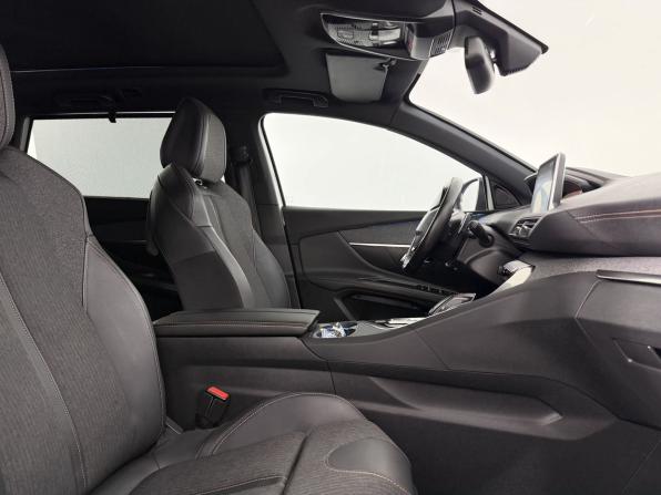 Peugeot 5008 II с пробегом 2020 года, цена 1 957 000 рублей, 165000 км, внедорожник, Автокод Объявления
