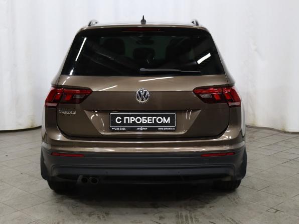 Volkswagen Tiguan II с пробегом 2019 года, цена 2 219 000 рублей, 121460 км, внедорожник, Автокод Объявления