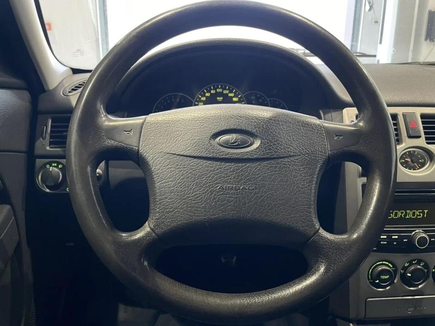 Lada (ВАЗ) Priora I Москва  - изображение 12