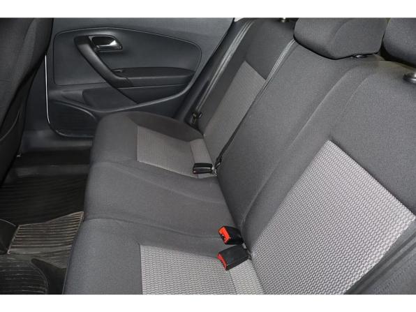 Volkswagen Polo V с пробегом 2014 года, цена 694 000 рублей, 118215 км, седан, Автокод Объявления