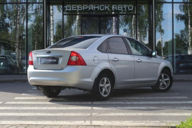 Ford Focus II Рестайлинг с пробегом 2009 года, цена 635 000 рублей, 205122 км, седан, Автокод Объявления
