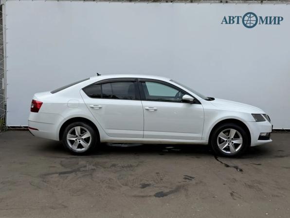 Skoda Octavia III (A7) Рестайлинг с пробегом 2018 года, цена 1 375 000 рублей, 167526 км, лифтбек, Автокод Объявления