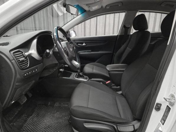 Kia Rio IV Рестайлинг с пробегом 2020 года, цена 995 000 рублей, 145000 км, седан, Автокод Объявления