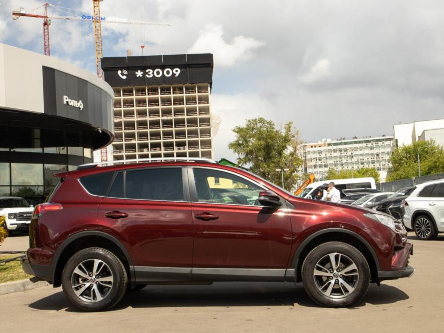 Toyota RAV4 IV (XA40) Рестайлинг Москва  - изображение 3