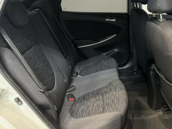 Hyundai Solaris I Рестайлинг с пробегом 2014 года, цена 915 000 рублей, 165133 км, седан, Автокод Объявления