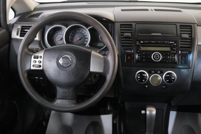 Nissan Tiida I с пробегом 2010 года, цена 879 000 рублей, 181000 км, хэтчбек, Автокод Объявления
