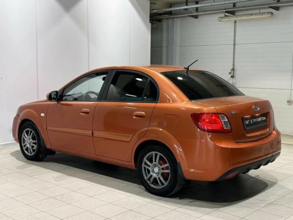 Kia Rio II Рестайлинг с пробегом 2011 года, цена 510 000 рублей, 201000 км, седан, Автокод Объявления