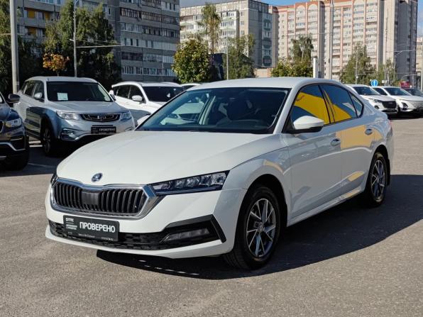 Skoda Octavia IV (A8) с пробегом 2021 года, цена 2 100 000 рублей, 127205 км, лифтбек, Автокод Объявления