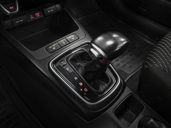 Kia Rio IV с пробегом 2018 года, цена 915 111 рублей, 131586 км, седан, Автокод Объявления