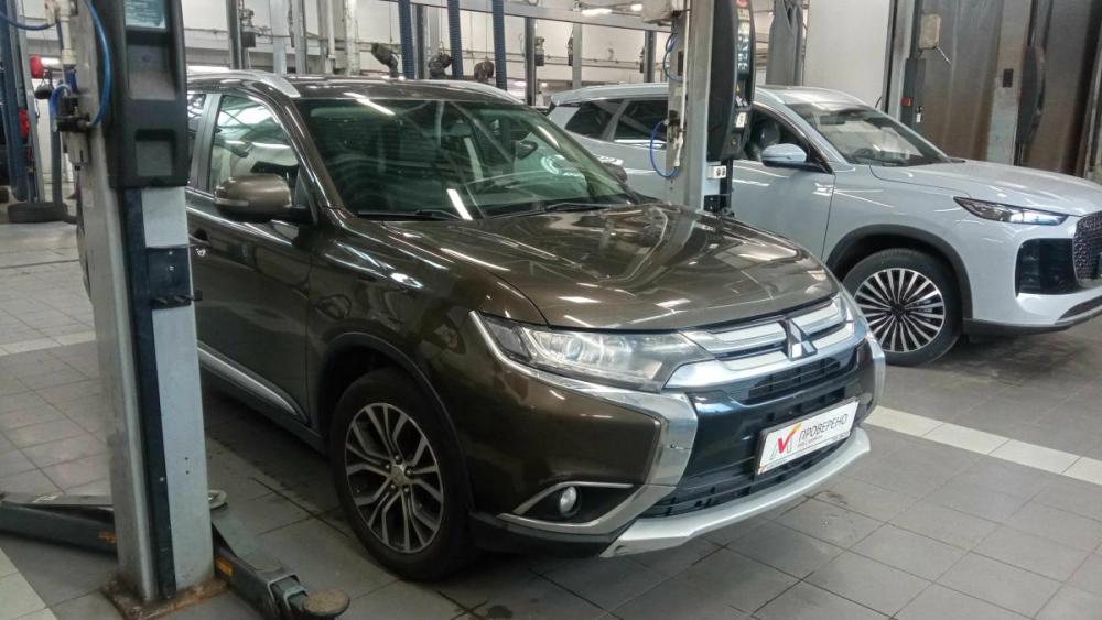 Mitsubishi Outlander III Рестайлинг 2 Санкт-Петербург  - изображение 2