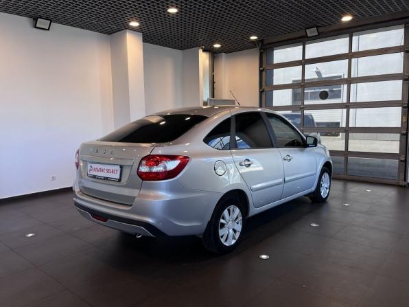 Lada (ВАЗ) Granta I Рестайлинг с пробегом 2021 года, цена 608 900 рублей, 70283 км, лифтбек, Автокод Объявления