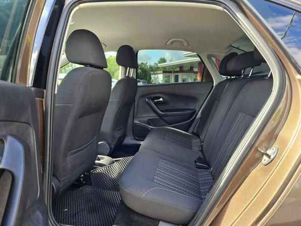 Volkswagen Polo V Рестайлинг с пробегом 2015 года, цена 1 115 000 рублей, 197039 км, седан, Автокод Объявления