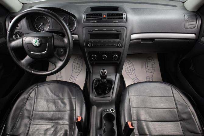 Skoda Octavia II (A5) Рестайлинг с пробегом 2012 года, цена 599 000 рублей, 142153 км, лифтбек, Автокод Объявления