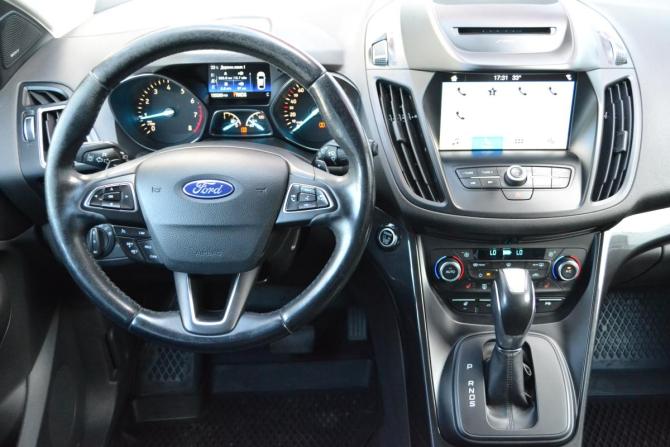 Ford Kuga II Рестайлинг с пробегом 2016 года, цена 1 500 000 рублей, 155300 км, внедорожник, Автокод Объявления