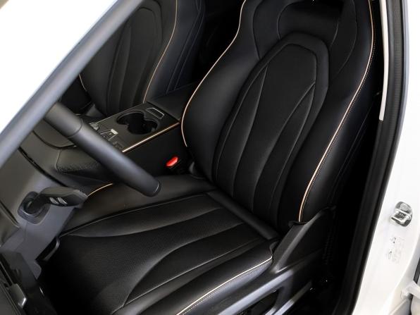 Omoda C5 I Рестайлинг с пробегом 2024 года, цена 2 220 000 рублей, 3609 км, внедорожник, Автокод Объявления