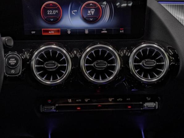 Mercedes-Benz GLA II (H247) с пробегом 2020 года, цена 2 855 000 рублей, 120483 км, внедорожник, Автокод Объявления