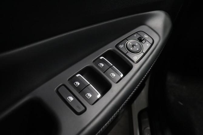 Hyundai Santa Fe IV Рестайлинг с пробегом 2021 года, цена 3 351 000 рублей, 86824 км, внедорожник, Автокод Объявления